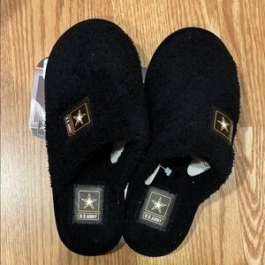 U.S. Army Black and Gold Slippers